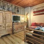 Alpina Loft In Апартаменты